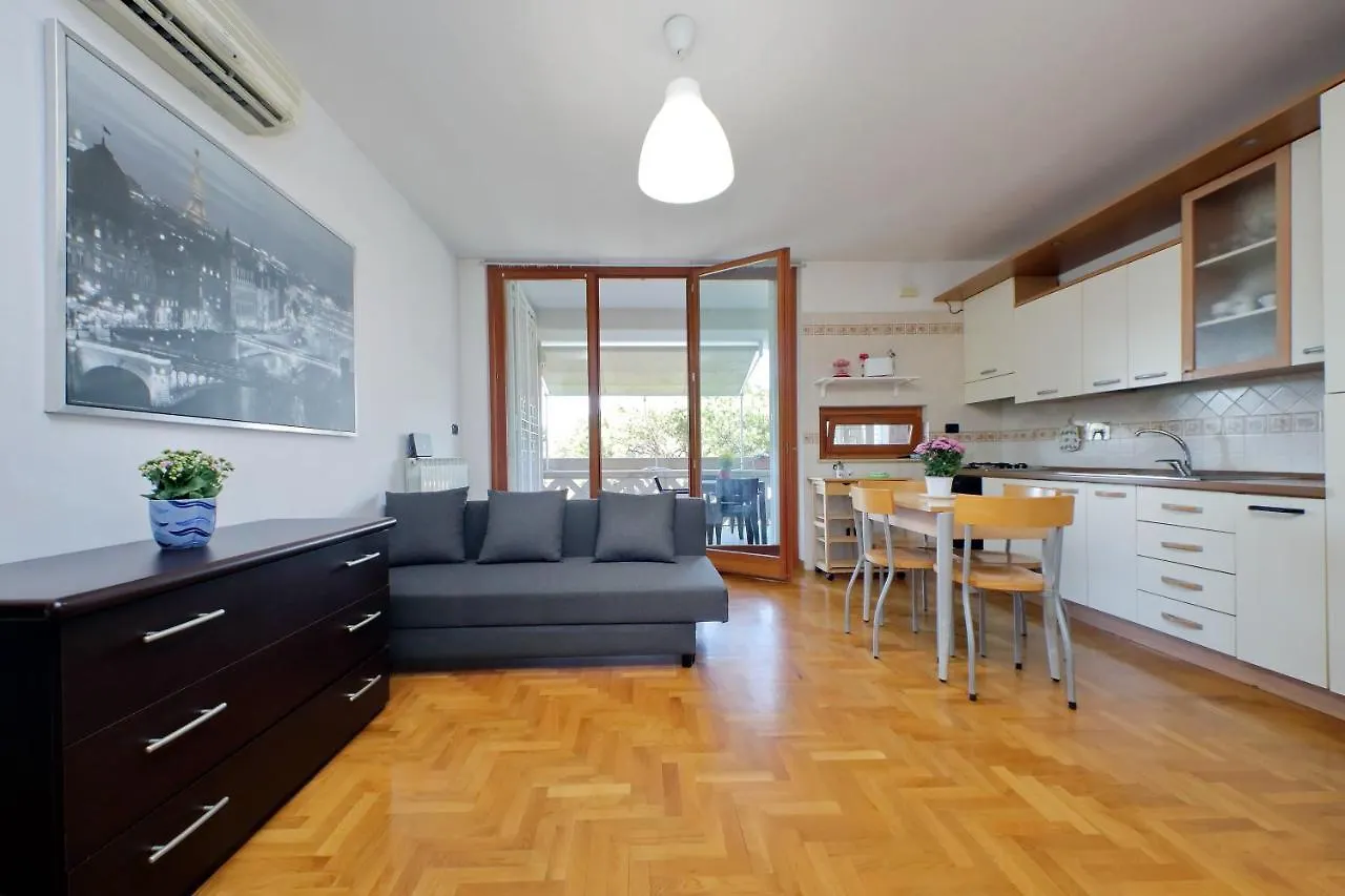 Appartamento Crisafulli location